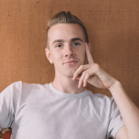 Justin Profile Small Cropped Tight